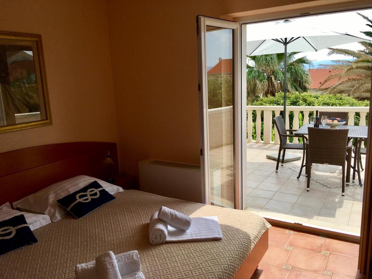 Apartments Villa Jadranka Adults Only Bol Extérieur photo
