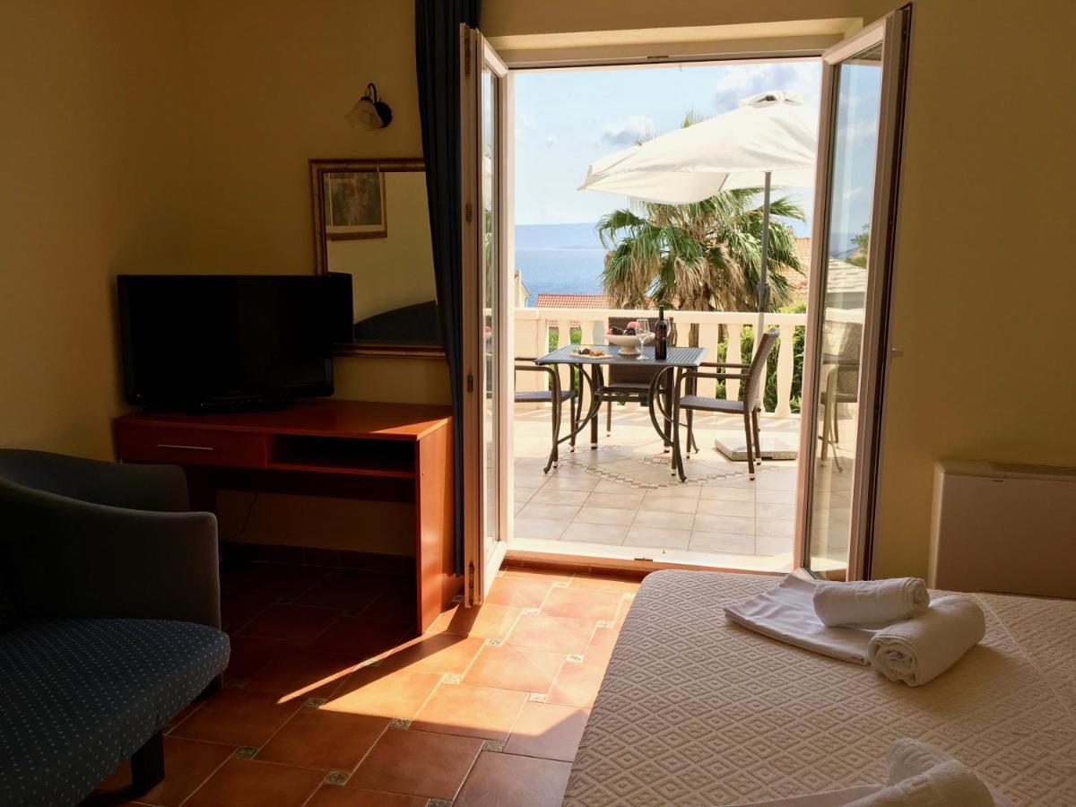 Apartments Villa Jadranka Adults Only Bol Extérieur photo