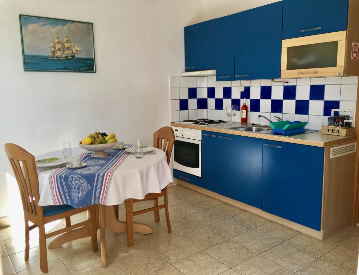 Apartments Villa Jadranka Adults Only Bol Extérieur photo