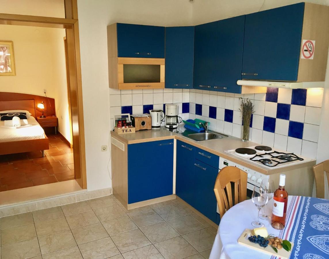 Apartments Villa Jadranka Adults Only Bol Extérieur photo